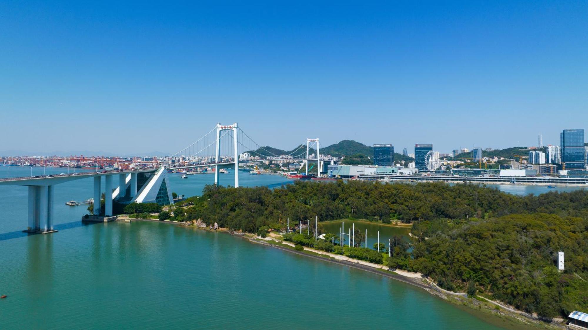 Hualuxe Xiamen Haicang Habour View المظهر الخارجي الصورة